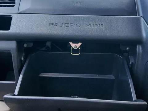 Mitsubishi Pajero Mini