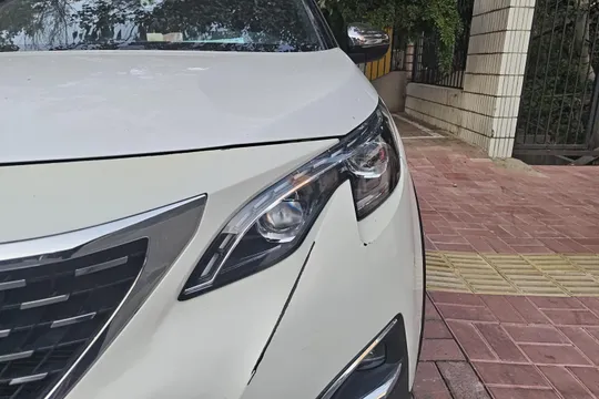 Peugeot 4008