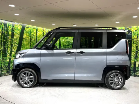 Mitsubishi Delica Mini