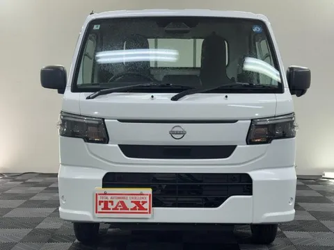 Nissan Clipper Truck