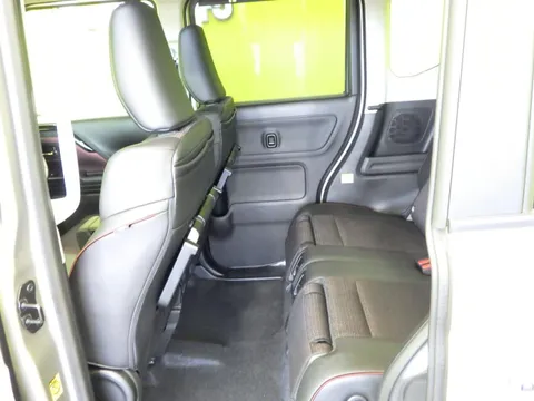 Suzuki Spacia Custom