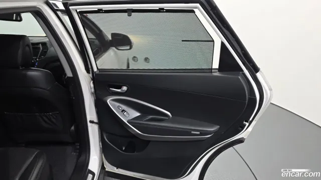 Hyundai Grand Santa Fe (Maxcruz)