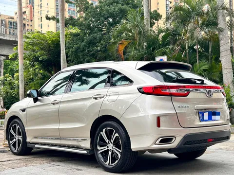 Honda UR-V
