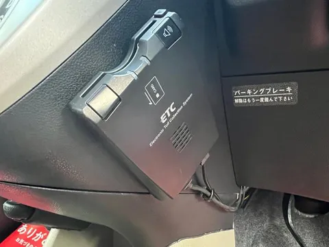 Daihatsu Mira Custom