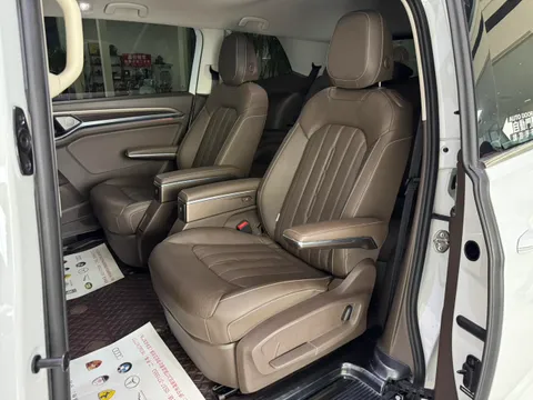 Volkswagen Viloran