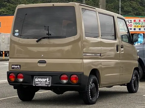 Mitsubishi Minicab Van
