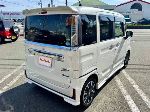Suzuki Spacia Custom