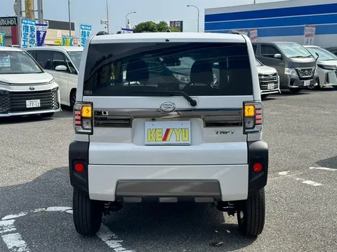 Daihatsu Taft