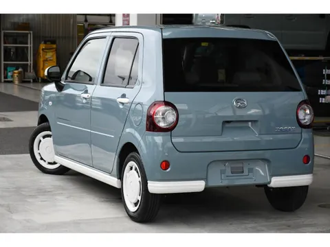 Daihatsu Mira Tocot