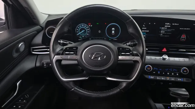 Hyundai Elantra (Avante)