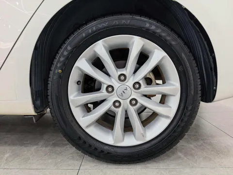 Kia Cerato (K3)