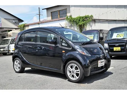 Mitsubishi I