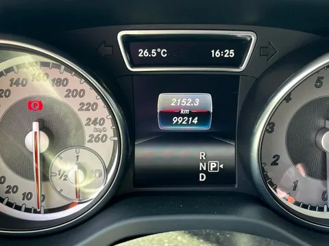 Mercedes-Benz Mercedes-Benz GLA