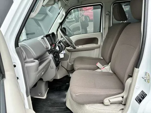 Nissan Clipper