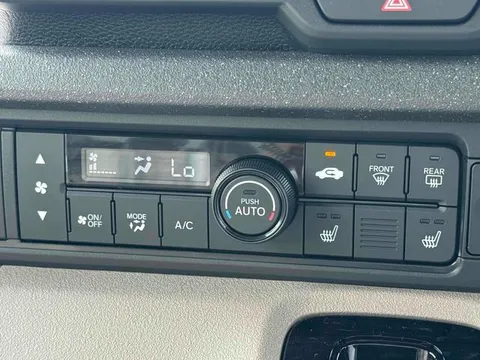 Honda N-BOX Joy