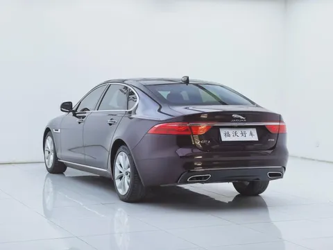 Jaguar XFL