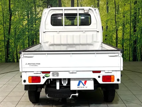 Mitsubishi Minicab Truck
