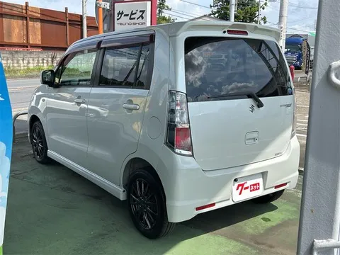 Suzuki Wagon R Stingray