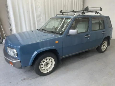 Nissan Rasheen