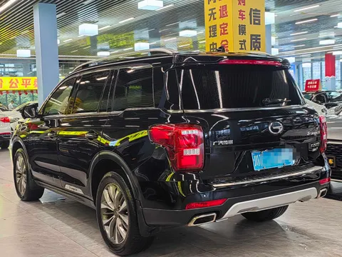 Gac GS8