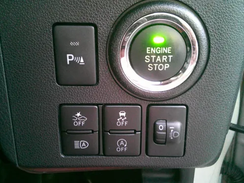Daihatsu Mira Tocot