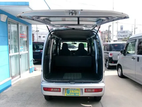 Daihatsu Hijet Cargo