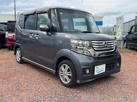 Honda N-BOX Custom