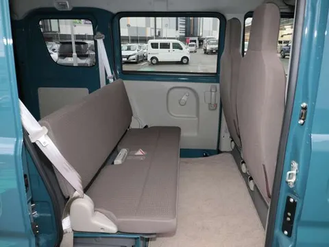 Nissan Clipper