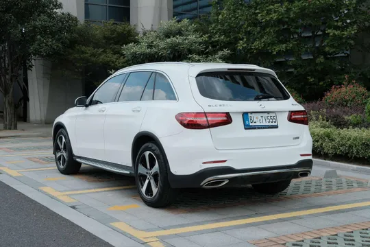 Mercedes-Benz Mercedes-Benz GLC