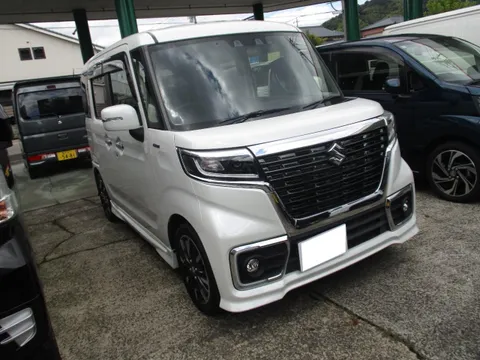 Suzuki Spacia Custom