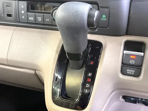 Honda N-BOX Joy