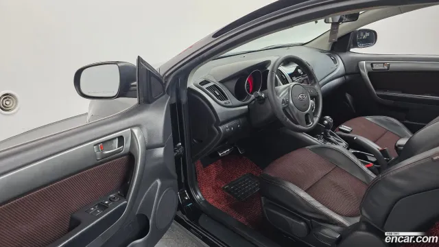 Kia Cerato (Forte)