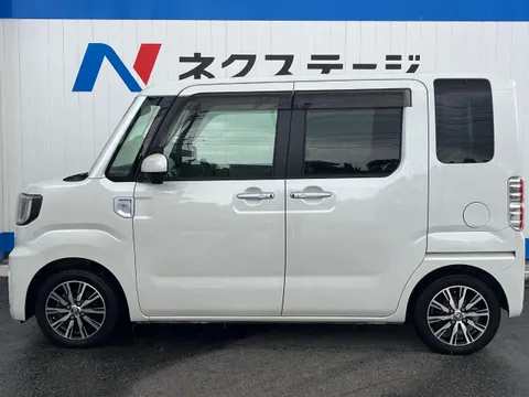 Toyota Pixis Mega