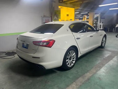 Maserati Ghibli