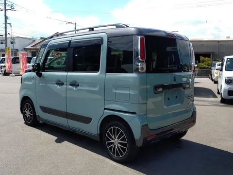 Suzuki Spacia Gear