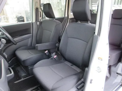 Mitsubishi Delica D:2