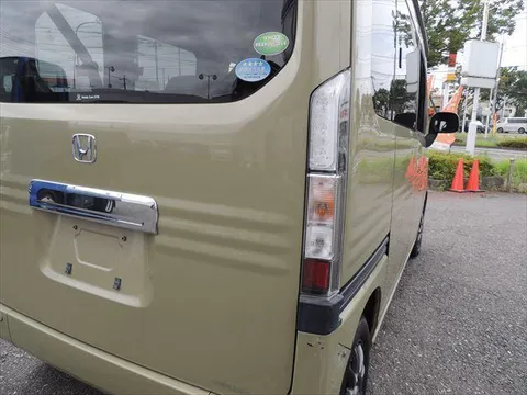 Honda N-VAN Plus Style