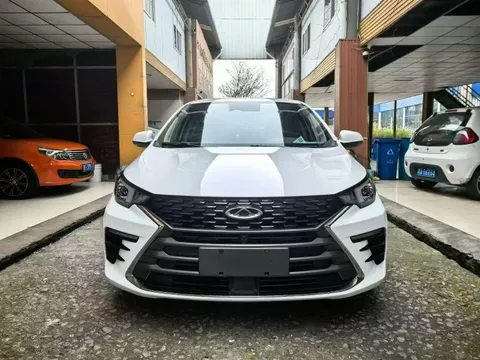Chery Arrizo 5