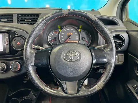Toyota Yaris (Vitz)