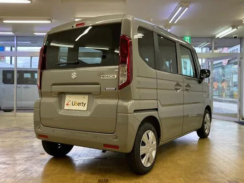 Suzuki Spacia