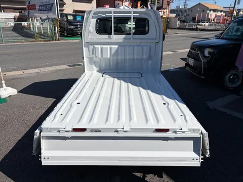 Nissan Clipper Truck