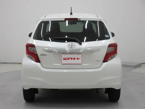 Toyota Yaris (Vitz)