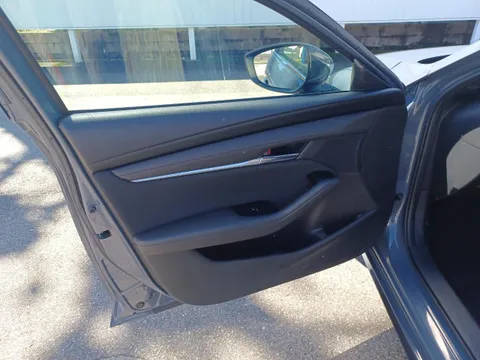 Mazda MAZDA3 Fastback