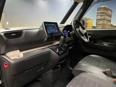 Mitsubishi Delica Mini