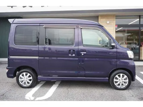 Daihatsu Atrai Wagon