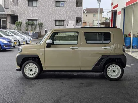 Daihatsu Taft