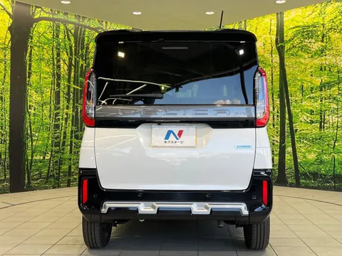 Mitsubishi Delica Mini