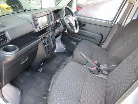Toyota Pixis Van