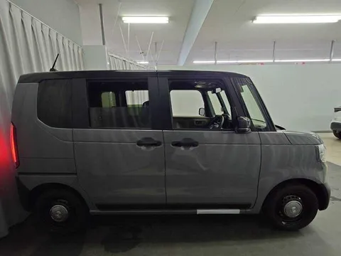 Honda N-BOX Joy