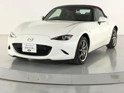 Mazda MX-5 (Roadster)